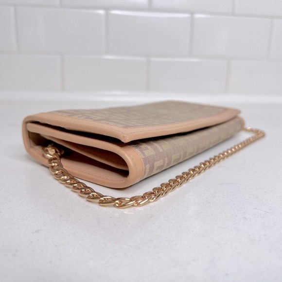 💯 AUTH Fendi Zucca wallet on chain - Picture 5 of 12